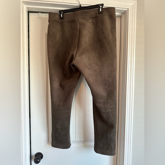Women’s XL Andrew Marc Dark Brown Faux Suede Leggings Ponte Pants - Picture 4 of 9